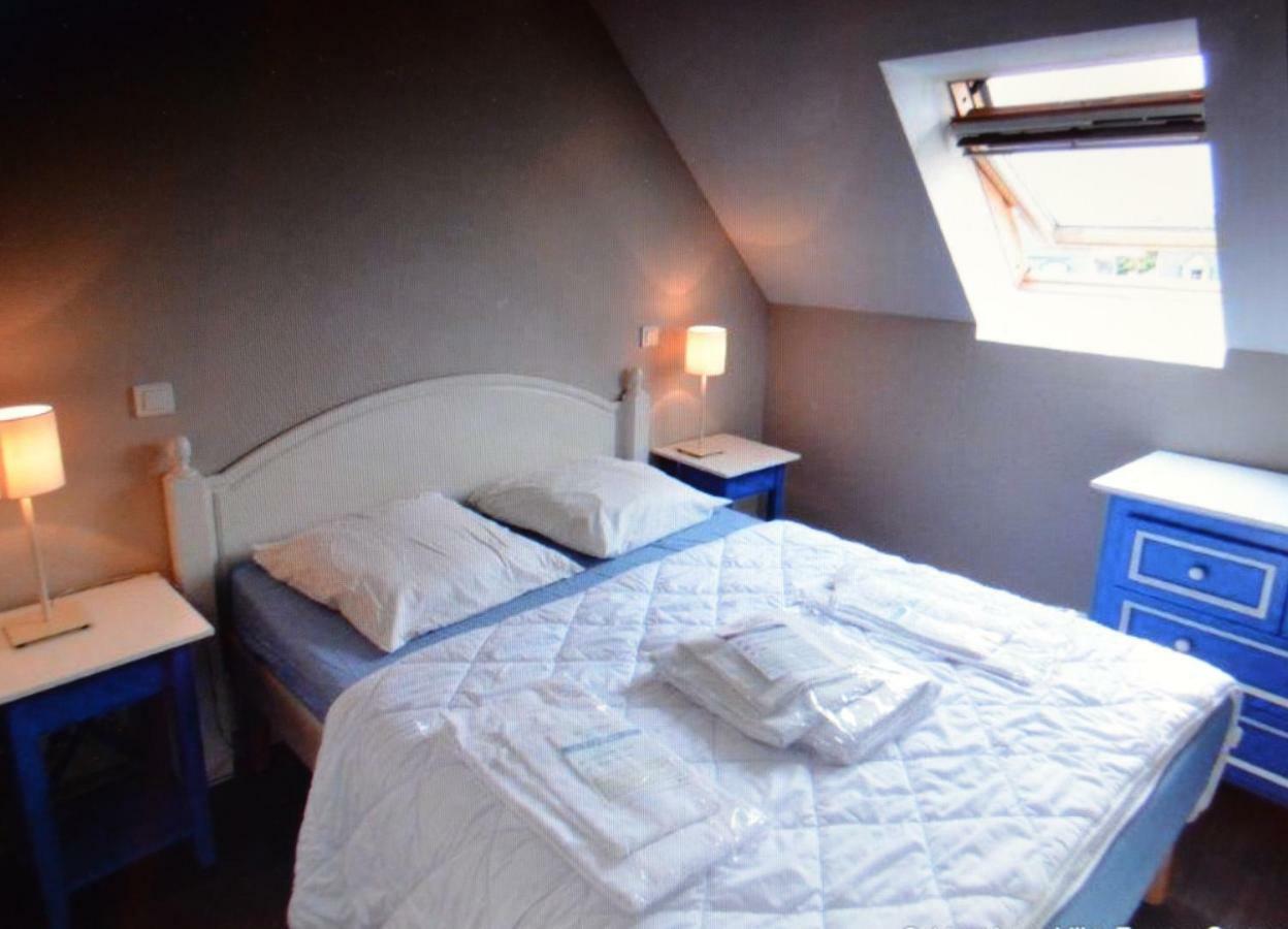 Vacances A L Ocean - T4 Grand Balcon Tout Confort - Wifi Et Parking Gratuits - Mer Plage Piscine A Environ 25 M - Centre Ville, Tous Commerces, Marche, Et Port A 10 Minutes A Pied En Longeant La Mer Guilvinec Exterior photo